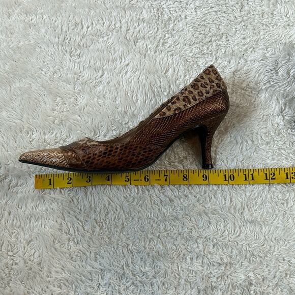 BKE - Buckle leopard and snakeskin pointed toe heels, size Probs 8.5 - Picture 10 of 10